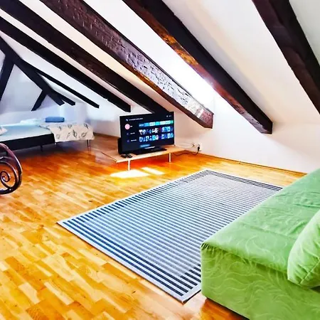Pirja Appartement *