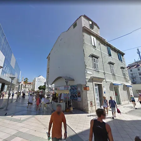 Pirja Split